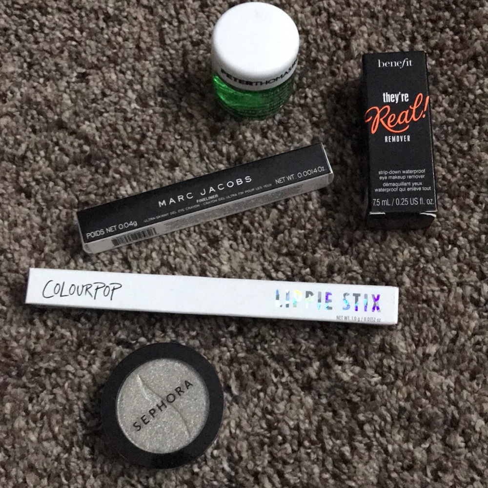 Makeup bundle